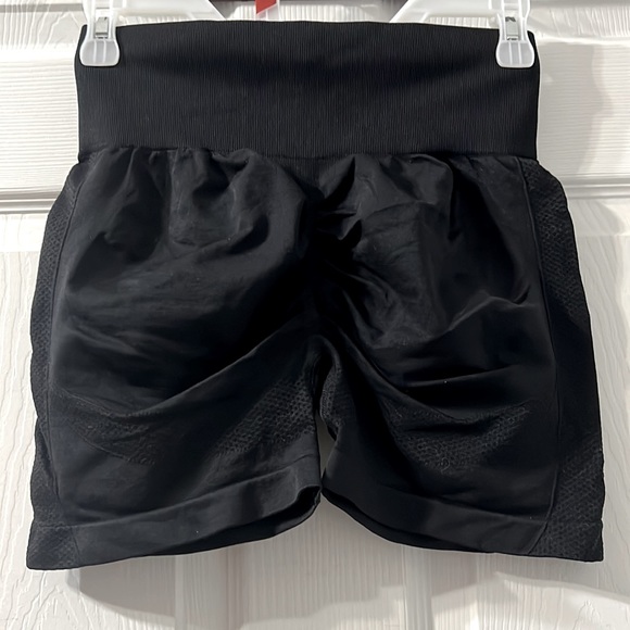 Women Butt Lift Tight Black Short Size M! - Picture 3 of 4